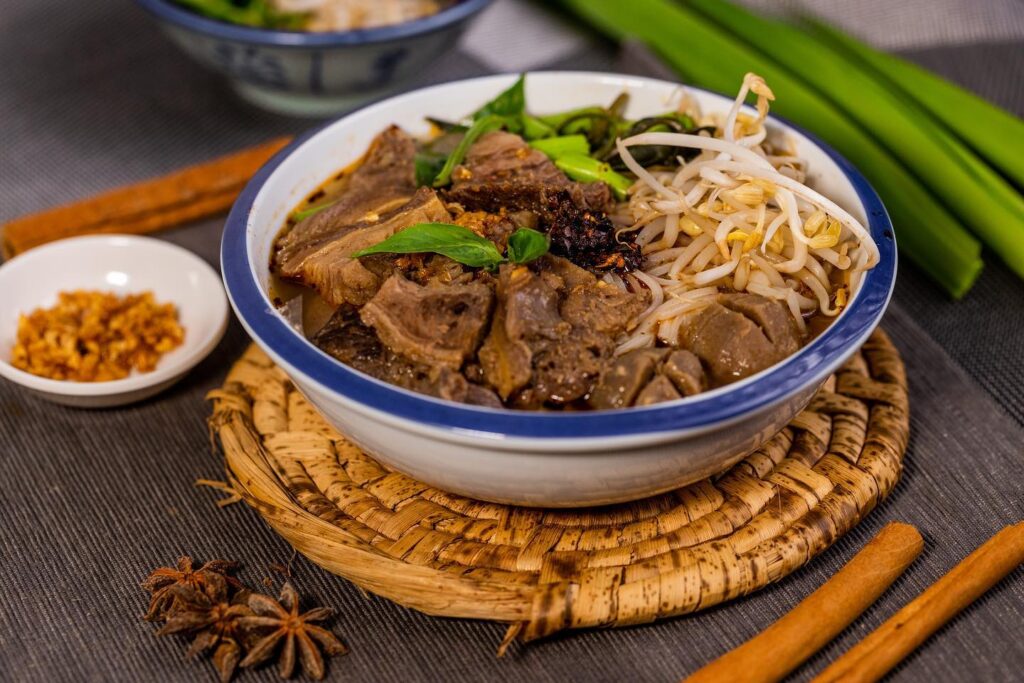 Ngất Ngây Với 10 Món Ăn Đường Phố Thái Lan CỰC ĐỈNH